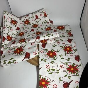 Temptations Christmas Towels with Red and Green Accents Set of 4 New No Tags